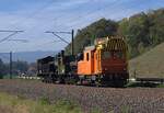 DBB, Dampfbahn Bern: Tem 225 056-1 (ex BLS) + Ed 3/3 3 (SLM, No. 1332, Winterthur 1901, ex GTB) + Ed 4/5 8 (SLM, No. 2427, Winterthur 1914, ex EB), �berfuhr Lyss-Konolfingen, Kosthofen, 15. Oktober 2026.