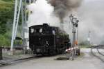 DFB Nr.4 ist bereit fr den Tag und fhrt zu ihren Zug in den Bahnhof Realp; 14.08.2010