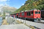 Fr den letzten Abschnitt, von Gletsch nach Oberwald, bernimmt die HGm 4/4 61 den historischen Zug.