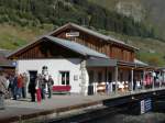 Bahnhof Realp am 2.10.11, eine Minute nach Abfahrt des Dampfzuges geht die Sonne auf...