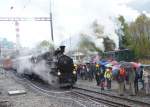 Zahnraddampflok HG 3/4 4 mit Personenwagen am Dampflokfest der RhB im Bahnhof von Untervaz am 29.10.2006
