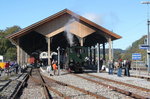 DVZO Nebenbahntreffen in Bauma.Die ehem.Einsteigehalle des Basler Centralbahnhofs von 1860.110 Jahre diente sie als Lagerhalle in Olten.Bei der DVZO in Bauma wurde  die historische Bahnhofshalle