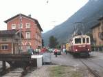 Ferrovia Mesolcinese(ehem.Bellinzona-Mesocco Bahn,BM/RhB)Ankunft des Zuges aus Cama in Castione/TI am  21.07.02 (Die RhB Strecke ging hier frher weiter bis Bellinzona)Heute nur noch Gterverkehr