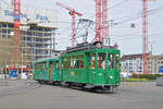 Be 2/2 156 zusammen mit dem B3 1303 auf der Museumslinie 7, die vom Tramclub betrieben wird, fährt zur Haltestelle Bahnhof SBB.