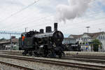 Dampftage 2018 von Lyss  Die Eb 3/5 5810 vom Verein Dampfbahn Bern DBB auf Führerstandsfahrt in Lyss am 11.