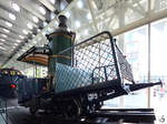 Die Dampflokomotive 7 H 1/2 mit stehendem Kessel der Rigi Bahn im Verkehrshaus der Schweiz (Luzern, September 2011)