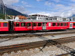 RhB - Personenwagen 2 Kl. B 2303 in Chur am 20.09.2017 .. Foto wurde aus Fahrendem RhB Zug hinaus Gemacht ..
