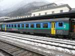 SBB - Personenwagen 2 Kl. B  50 85 20-34 572-1 im Bahnhof Chur am 04.12.2009