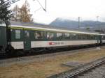 Grne EWIV Wagen werden immer seltener. Im Bild A EWIV 50 85 10-95 184-3 (200 km/h, NBS tauglich)zwischen zwei Bpm 51 am IR 1772 in Bad Ragaz, 03.12.2011.