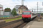 Durchfahrt am 14.05.2015 von Bt 50 85 28-94 960-7 zusammen mit der Re 460 029-2 am Zugschluss als IRE (Zürich HB - Frick - Basel SBB) in Pratteln gen Zielbahnhof.