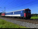 SBB - Gefangenentransport auf der Schiene mit dem Steuerwagen St 50 85 89-33 900-3 unterwegs bei Lyssach am 24.09.2021