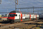 Bt 50 85 26-94 914-6 durchfährt den Bahnhof Muttenz.