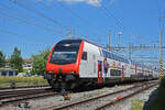 IC 2000 Steuerwagen Bt 50 85 26-94 917-9 durchfährt den Bahnhof Pratteln. Die Aufnahme stammt vom 13.06.2022.