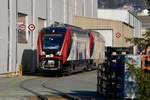 Twindexx IR 200 Endwagen 94 85 1 502 216-8 und ein IC 200 Endwagen am 15.12.18 beim Bombardier Werk Villeneve abgestellt.