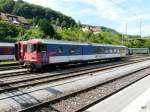 SBB - Fr den Abbruch der SBB Steuerwagen BDt 50 85 82-33 937-3 im Bahnhofsareal von Stein-Sckingen am 18.08.2013