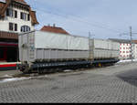 CJ - Güterwagen Sb 363 abgestellt im Bahnhofsareal von Tavannes am 20.01.2021