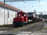 CJ - Rangierlok T&m 2/2 237 480-9 mit Schotterwagen der CJ im Bonfol am 21.03.2009
