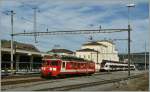 Der CJ Triebwagen BDe 577 102-7 verlsst als Regio 26440 Porrentruy Richtung Bonfol.
18. Okt. 2012.