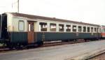 2 Kl. Personenwagen B 362 .. der GFM ( Heute tpf ) im Bahnhofsareal von INS BN .. Foto vom Juni 1984