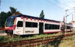 Dieseltriebwagen Bm 596 671-8 fr die Strecke Radolfzell-Stockach am 25.5.1997 in Radolfzell.