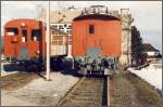 DZeh 2/4 21 oder 22 mit dem dazugehrigen AB (auch Dienstwagen genannt bei der RHB) vor dem Depot Heiden. (Archiv 05/93)