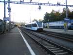 Der RABe 526 738 verliess am 9.10.05 B�lach als S22 nach Schaffhausen.