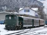 OeBB - Tm 2/2 102 mit 3 Personenwagen im Bahnhof von Balsthal am 30.01.2010