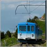 - ber den Wolken - Eine Rigi Bahn hat Rigi-Kulm verlassen und macht sich auf den Weg nach Arth-Goldau. 24.05.2012 (Jeanny)