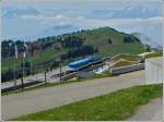- Ankunft - Eine Rigi Bahn erreicht am 24.05.2012 die Endhaltestelle Rigi-Kulm.