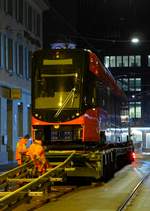 Ankunft und Ablad der erste  Tango  ABe8/12 4001/4101 für die Durchmesserlinie Trogen-St. Gallen-Appenzell in der Bahnhofstrasse St. Gallen am 22.März 2018.