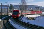 Fahrzeugwechsel bei den Appenzeller Bahnen - vorher#  Am 11.02.2017 befindet sich S22 2150, Appenzell - St. Gallen, mit den Fahrzeugen BDeh 4/4 11 ST.GALLEN und Steuerwagen ABt 121 bei der Einfahrt in den Bahnhof von Gais.