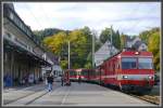 S11 2171 mit BDeh 4/4 11 ist von St.Gallen kommend in Teufen eingefahren. (04.10.2010)
