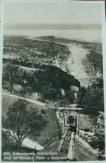 Zeitdokument.Alte s/w AK von der RhW Bergbahn um 1926,als es noch eine Standseilbahn mit Wasserballast Antrieb war.1958 wurde die ganze Strecke dann elektrifiziert.Im Hintergrund der Rhein der in den