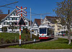 TB/AB: Bahnidylle von der ehemaligen Trogenerbahn, entstanden am 24. April 2017.
Beim Betrachten dieser Aufnahmen bin ich mit den Fidelen Mölltalern aus dem Kärtner Mölltal voll einverstanden.

Hier der Refrain des bekannten Liedes:

Appenzellerland Appenzellerland, 
singt man auf Bergeshöhn, klingts bis zum Bodensee.
Appenzellerland Appenzellerland,
ob Wies und Wald und Feld, das schönste Land der Welt

Foto: Walter Ruetsch Kanton SO
