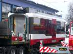 Abtransport 2 Teile der Be 4/8 34 zu Stadler Altenrhein nach der Entgleisung beim Bendllehn am 01.03.09. Aufnahmedatum 10.03.09.