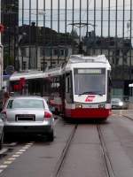 Kein durchkommen fr der Be 4/8 33 wegen ein falsch parkiertes Auto an der Bahnhofstrasse am 17.07.09.