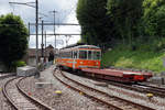 BIPPERLISI
Aare Seeland Mobil, ASm:
Dienstzug bestehend aus dem Be 4/4 103 + XUa 593 von Langenthal herkommend kurze Zeit nach der Ankunft in Wiedlisbach am 12. Juni 2018.
Foto: Walter Ruetsch