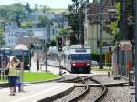 asm Seeland - Triebwagen Be 2/6 502 und Be 2/6 506 beim berqueren der Hauptstrasse um in den Bahnhof Nidau einzufahen am 22.06.2012 ..