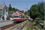 Ein Waldenburger Bahn (WB) Regionalzug mit dem BDe 4/4 11 auf der Fahrt nach Waldenburg bei Niederdorf.