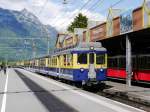 BOB - Triebwagen ABeh 4/4 310 an der Spitze des einfahrenden Zuges im Bahnhof Wilderswil am 18.05.2014