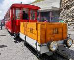 Unser Salon Rouge-Zug mit Lok 2, B27 und Materialwagen M3 ist startklar.