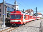 CJ - Regio nach La Chaux de Fonds bei der einfahrt in den Bahnhof von Le Noirmont an der Spitze der Triebwagen BDe 4/4 612 am 11.03.2017