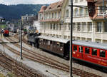 Chemins de fer du Jura CJ  Zusammentreffen der historischen Zügen von CJ und La Traction, geführt mit der G 2/3 + 3/3 E 206 und dem BCe 2/4 70, in Tavannes am 19.