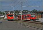 In Le Noiremont steht der CJ Gem 2/2 522 und der CJ GTW ABe 2/6 632  Mont Soleil  der von La Chaux de Fonds nach Saignel�gier unterwegs ist. 

26. Juni 2024