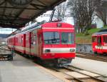 CJ - Triebwagen BDe 4/4 613 mit Unfallschaden im Bahnhofsareal von Tramelan am 21.04.2012