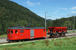 CJ: Gem 4/4 401 mit einem Schotterzug zwischen Tavannes und Tramelan im Einsatz am 3. August 2016.
Foto: Walter Ruetsch