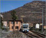 Der FART ABe 4/6 52 macht auf seiner Fahrt als Regionalzug 310 nach Camedo einen kurzen Halt in Intragna.
11. März 2016