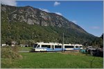 Eine Reise durchs Valle Vigezzo - Von Re bis kurz vor Malesco führt die Fahrt durch offenes Gelände und ohne bedeutende Steigungen; hier zeigt dich der FART Centovalli-Express CEX D 48 auf
