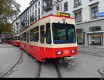 Forchbahn - Be 8/8  29/30 (Anschrift am Zug Be 8/8) am Schluss des Zuges nach Esslingen beim Bhf. Zürich Satdelhofen am 11.11.2023