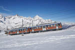 Bhe 4/8 3041 der GGB befindet sich am 29.01.2017 auf Talfahrt zwischen Gornergrat und Rotenboden.